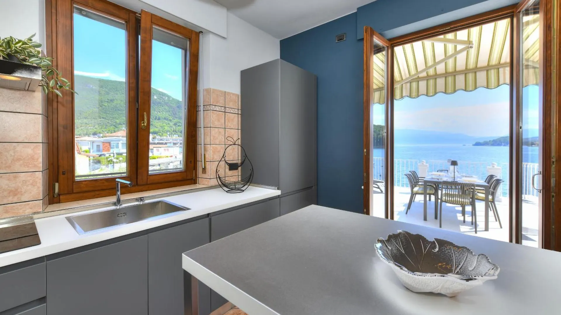 La Vela Deluxe Apartment Salo