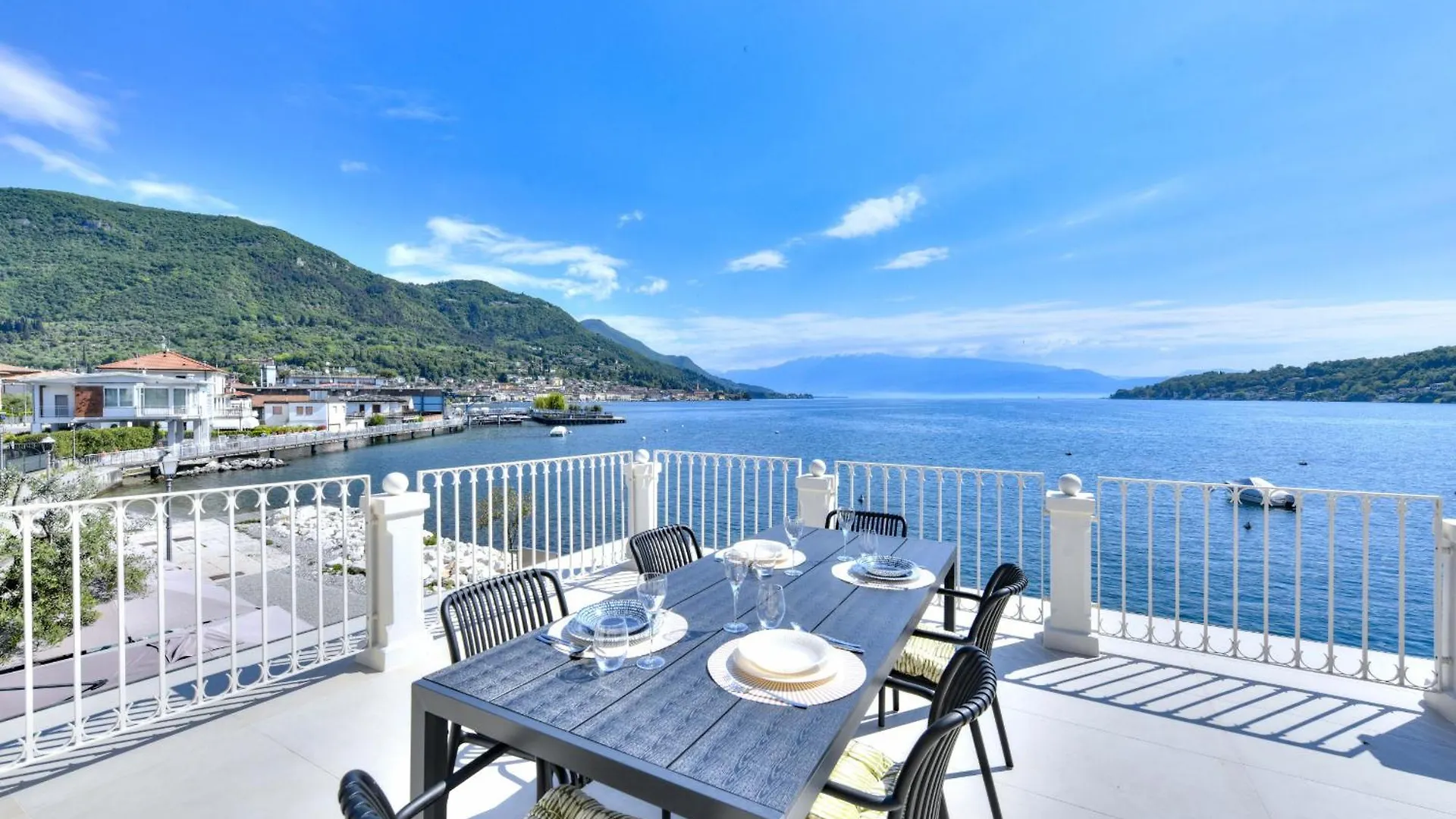 La Vela Deluxe Apartment Salo